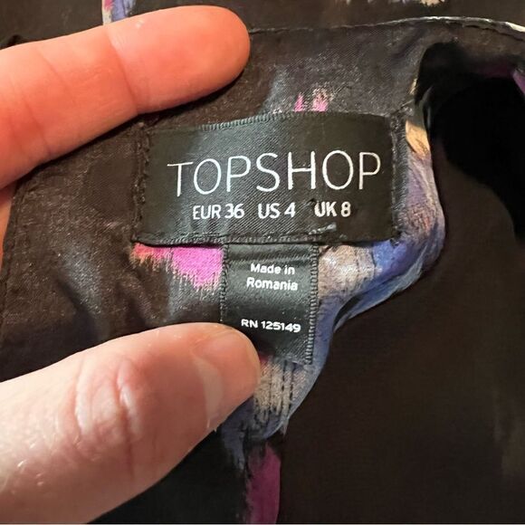 Topshop floral shift dress. Size 4 - Picture 3 of 8